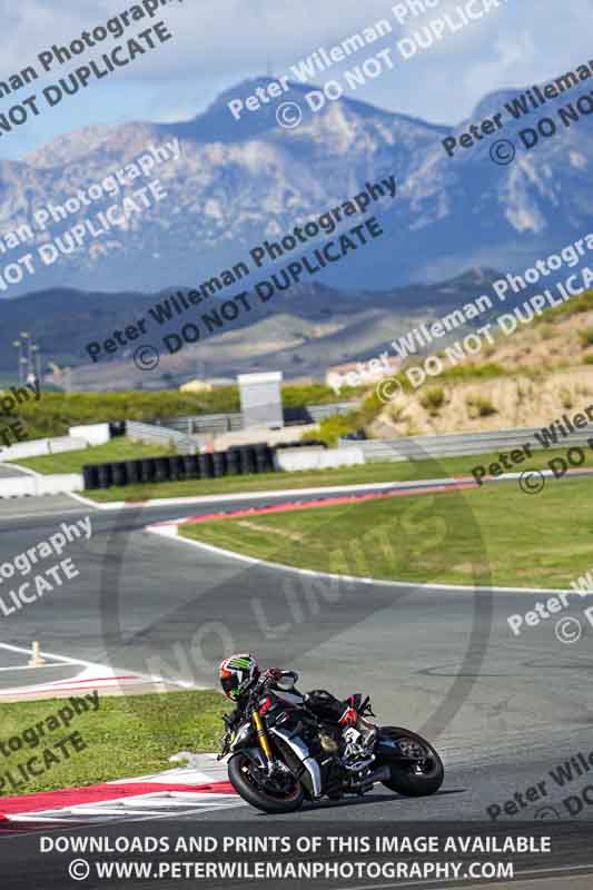 Circuito de Navarra;Spain;event digital images;motorbikes;no limits;peter wileman photography;trackday;trackday digital images